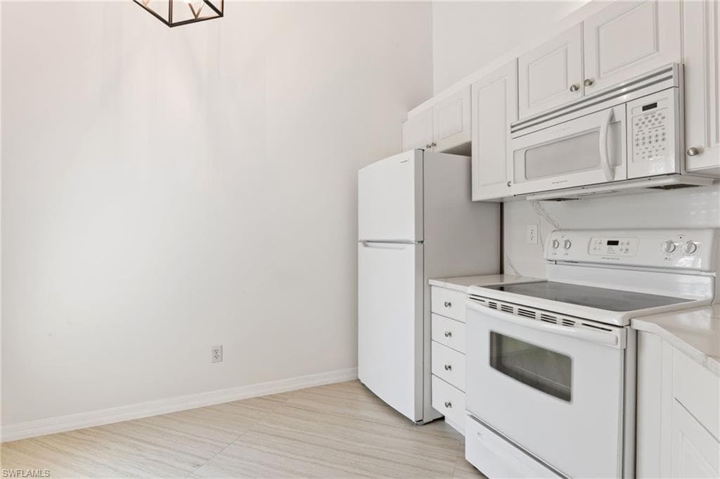12081 Summergate CIR 204-9