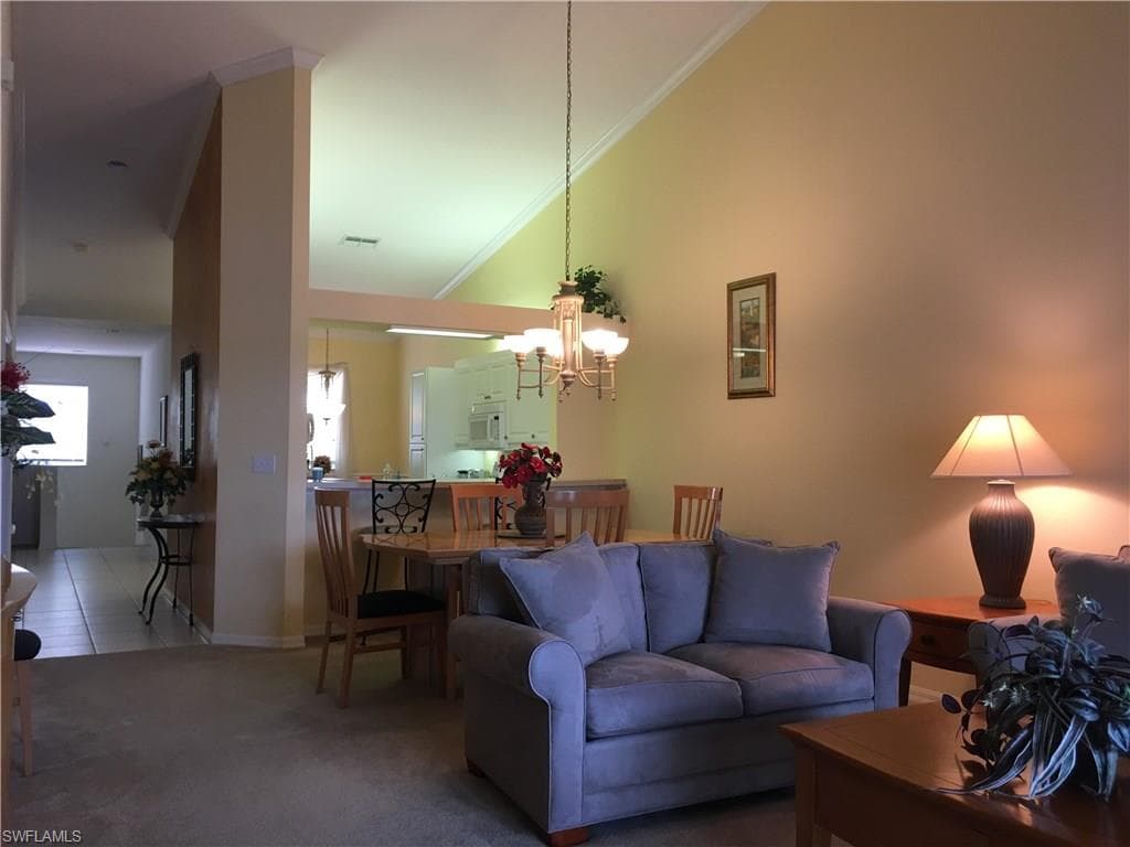 500 Robin Hood CIR 202-6