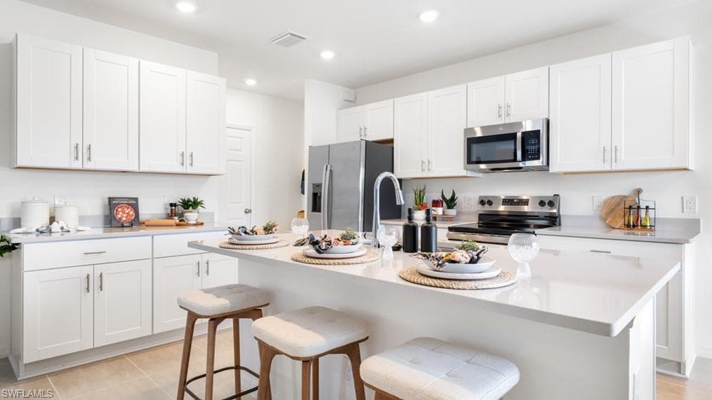 6523 Equinox LN-2