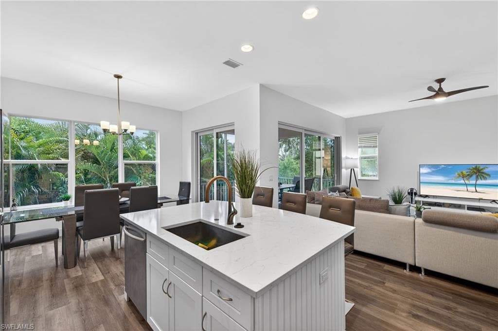 7753 Victoria Cove CT-12