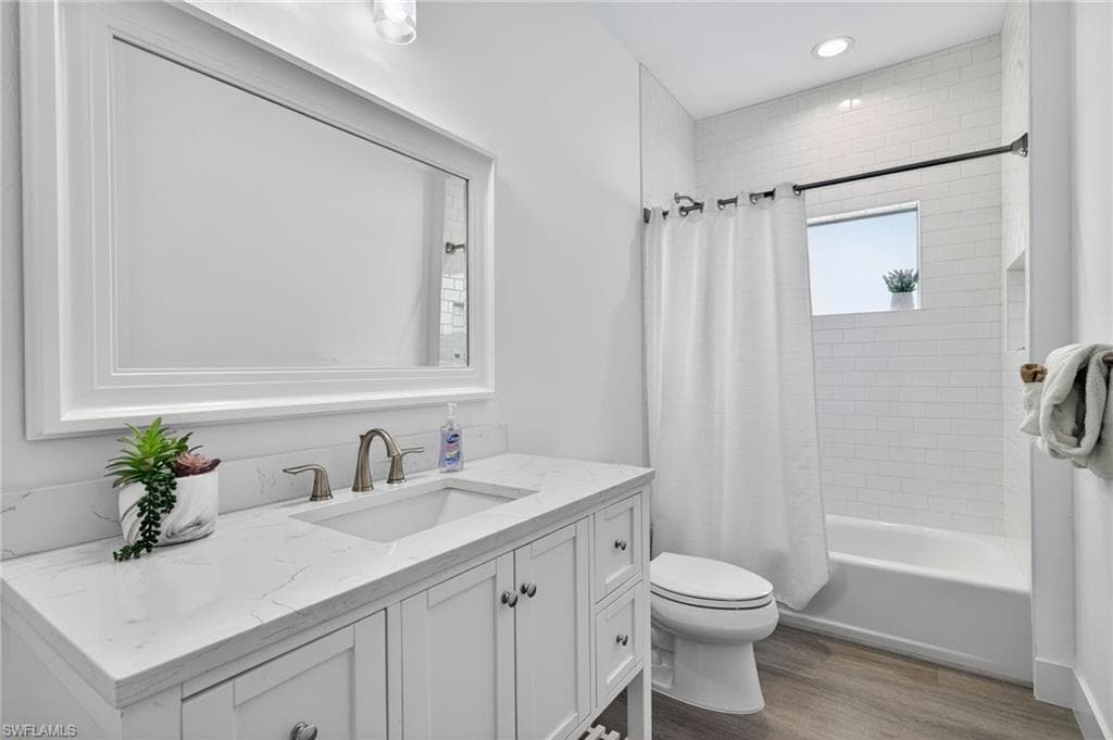 7753 Victoria Cove CT-24