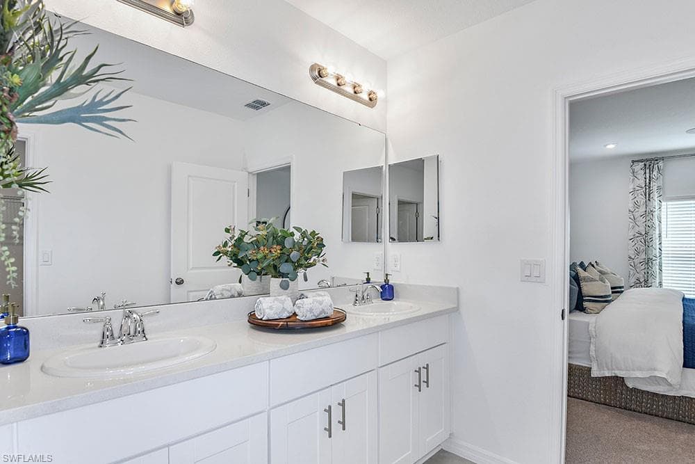 6730 Equinox LN-20