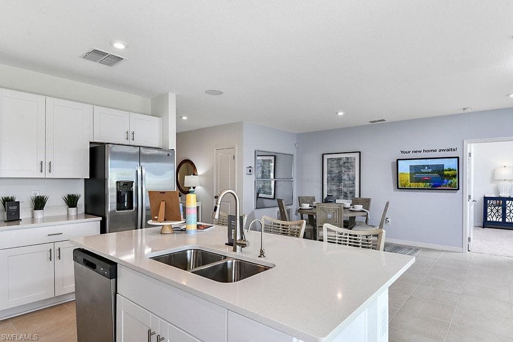 6730 Equinox LN-9