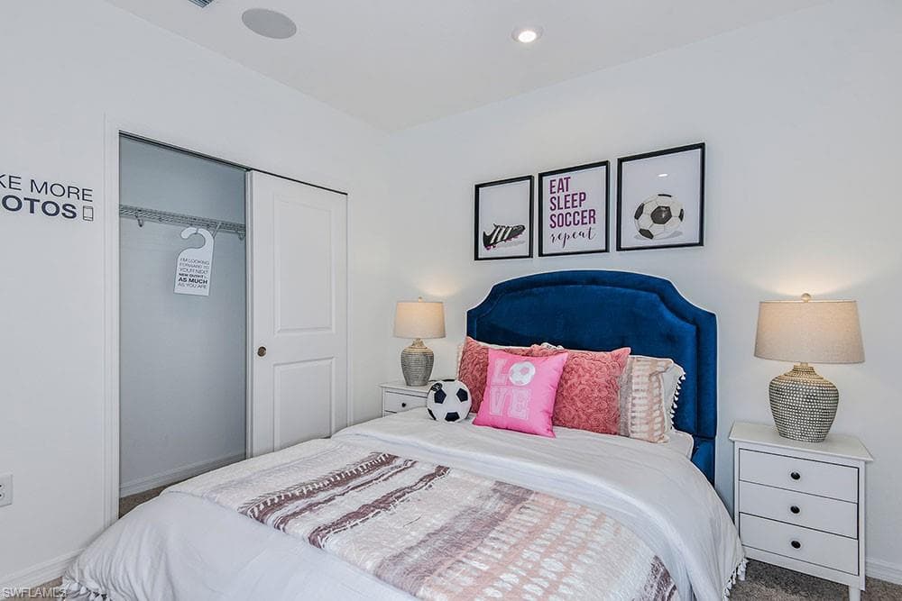 6730 Equinox LN-24