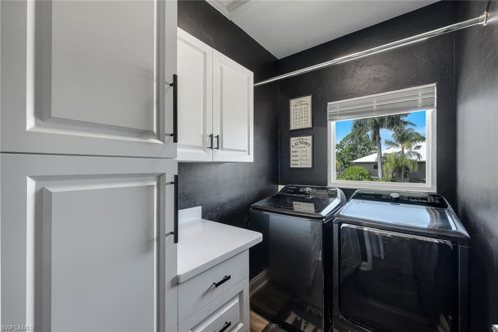 3858 Riviera CIR-34