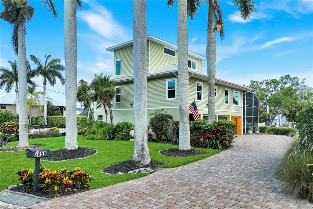 3858 Riviera CIR-49