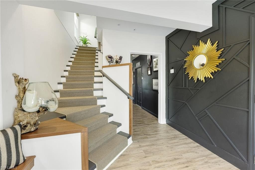 3858 Riviera CIR-35