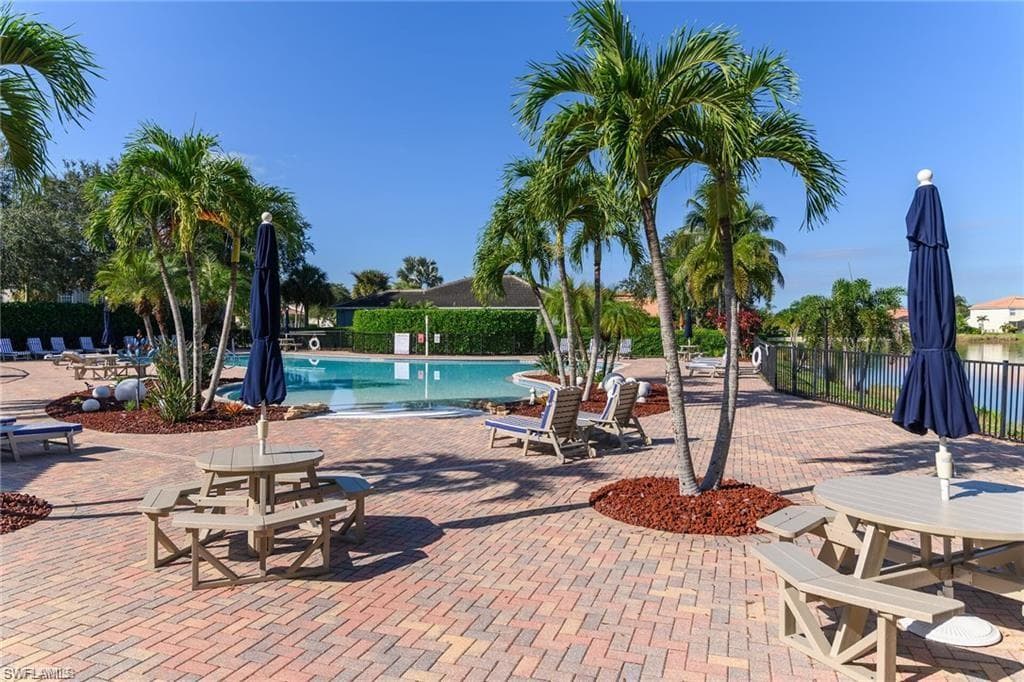 2835 Orange Grove TRL-22