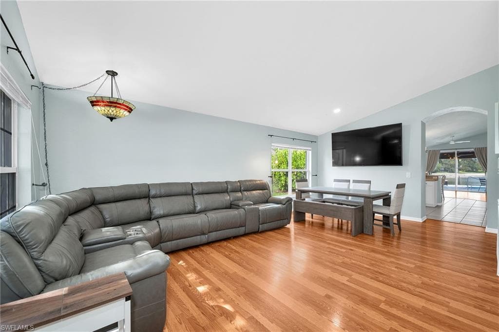 2835 Orange Grove TRL-4