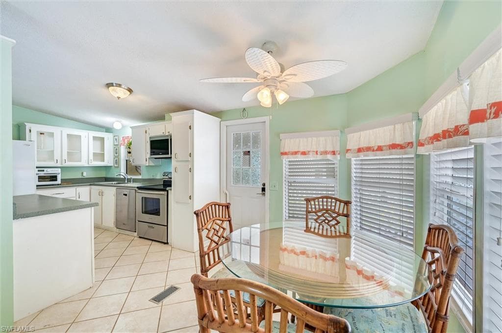 148 Seven Seas WAY-18