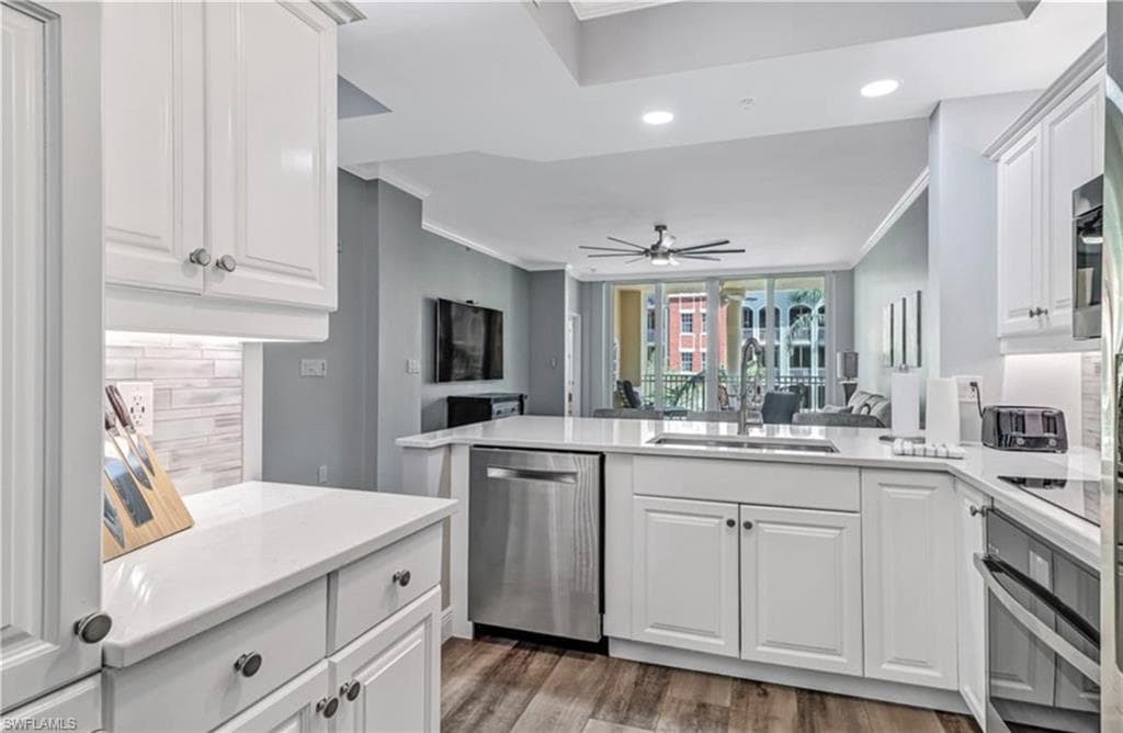 410 Bayfront PL 2307-8
