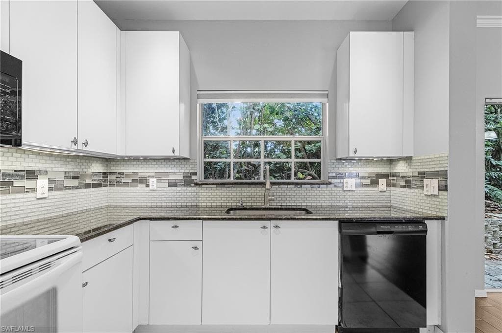 3258 Tamara DR 2-9