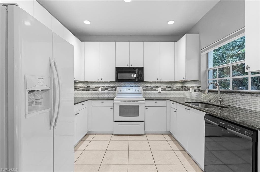 3258 Tamara DR 2-8