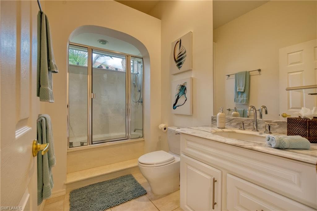28467 Del Lago WAY-22