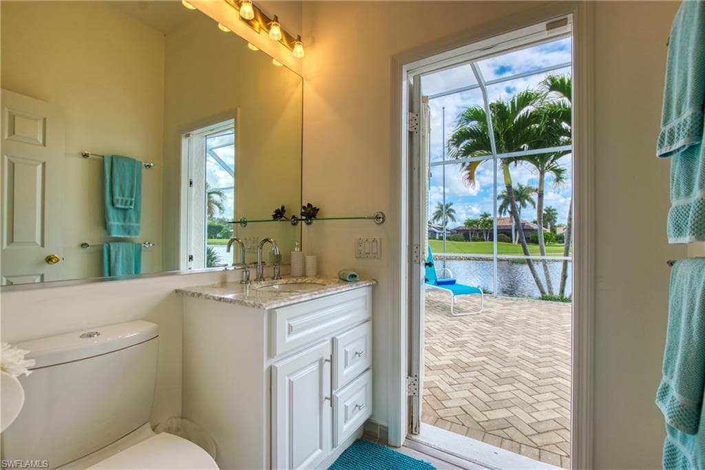 28467 Del Lago WAY-21