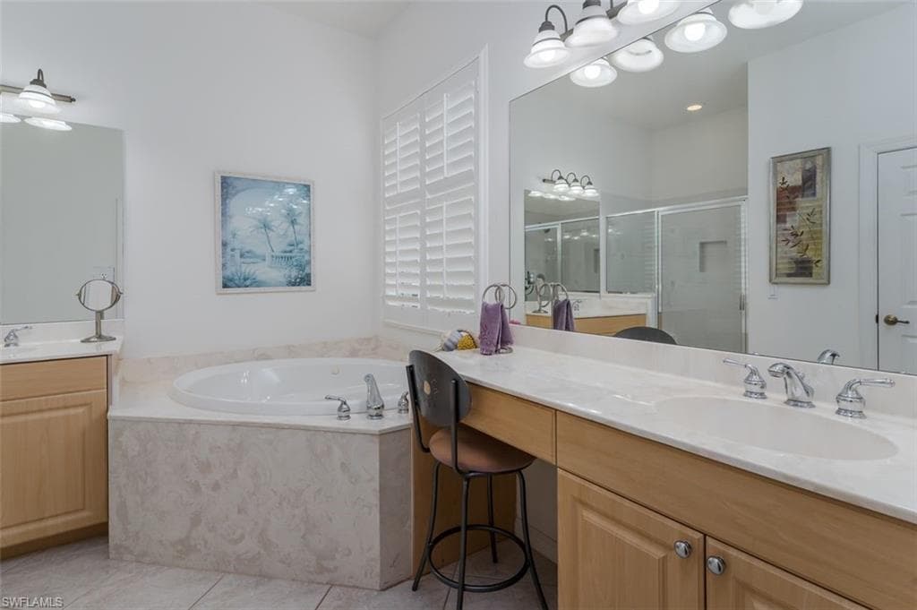 15821 Delaplata LN-17