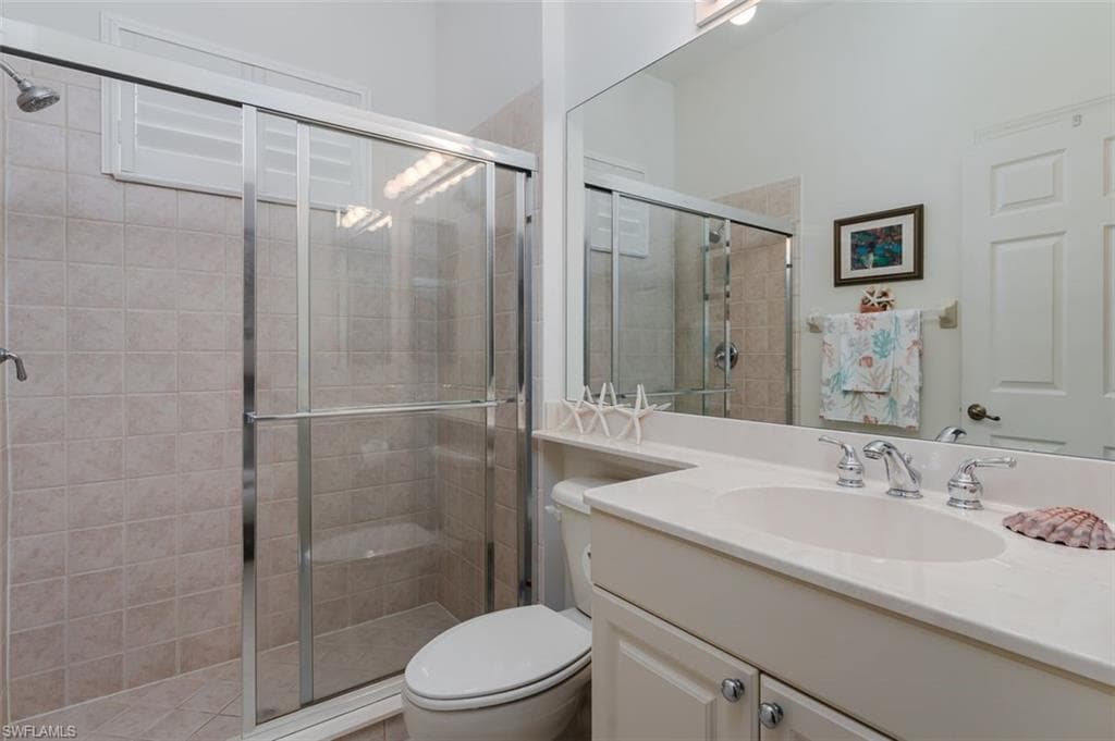 15821 Delaplata LN-21