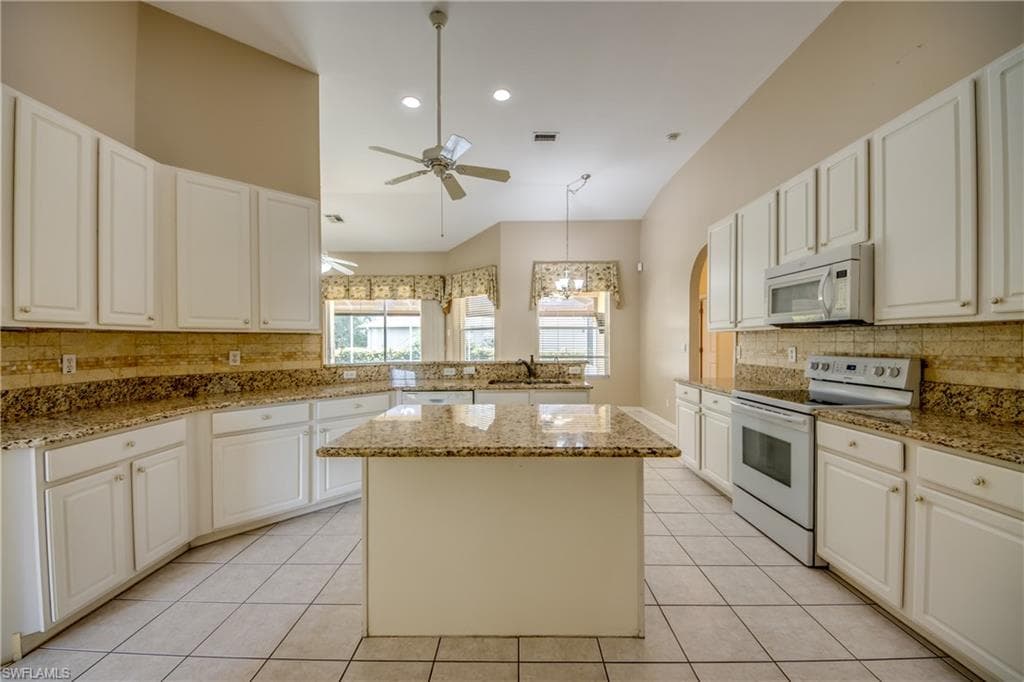 8904 Baytowne LOOP-2