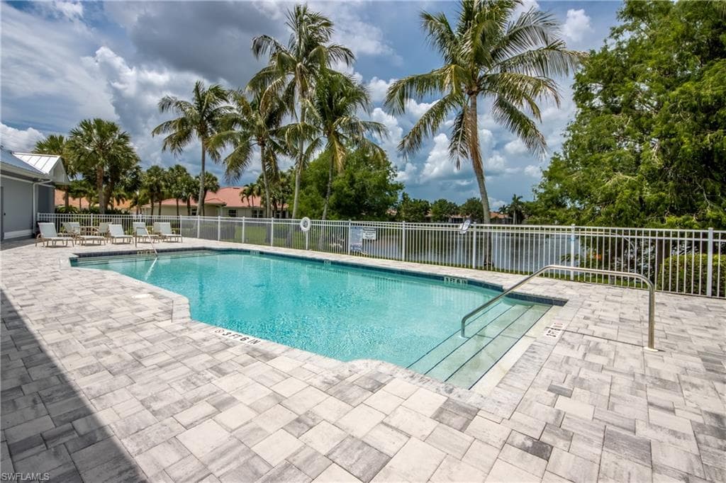 8904 Baytowne LOOP-47