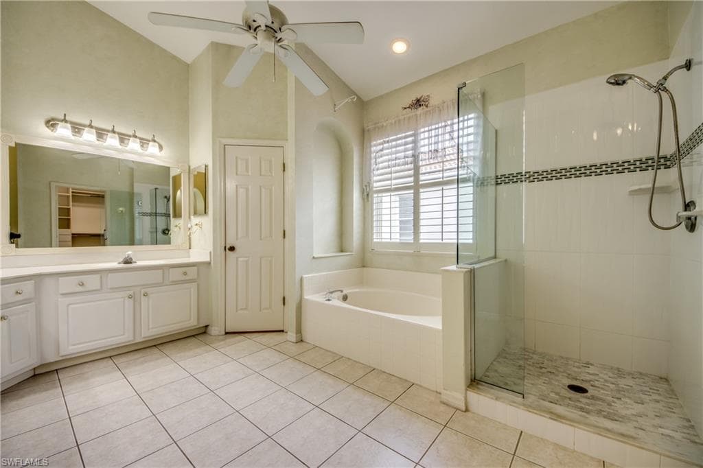 8904 Baytowne LOOP-26
