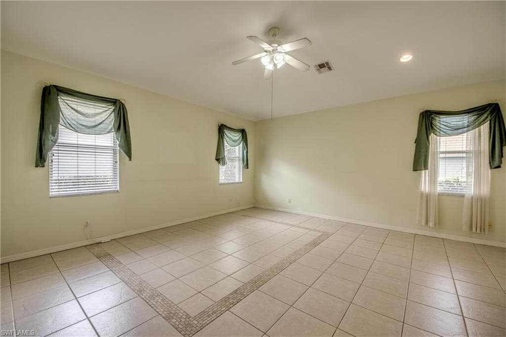 8904 Baytowne LOOP-22