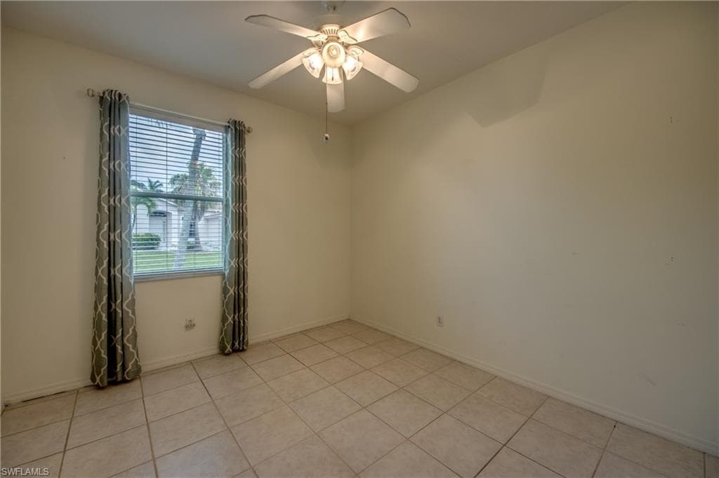 8904 Baytowne LOOP-34