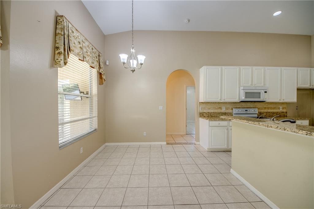 8904 Baytowne LOOP-15