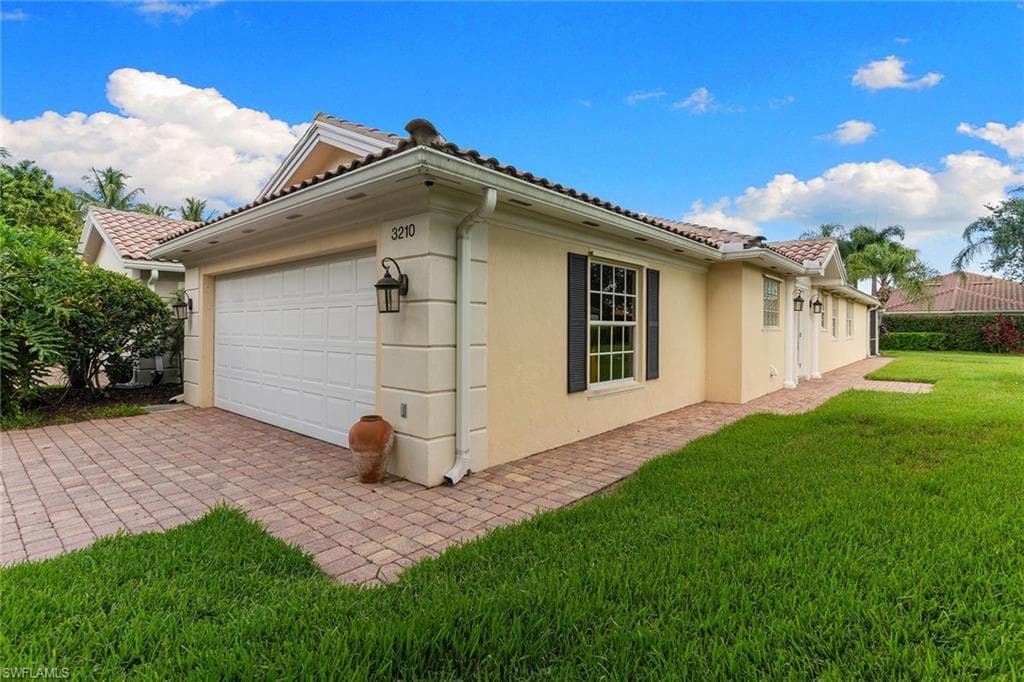 3210 Barbados LN-32