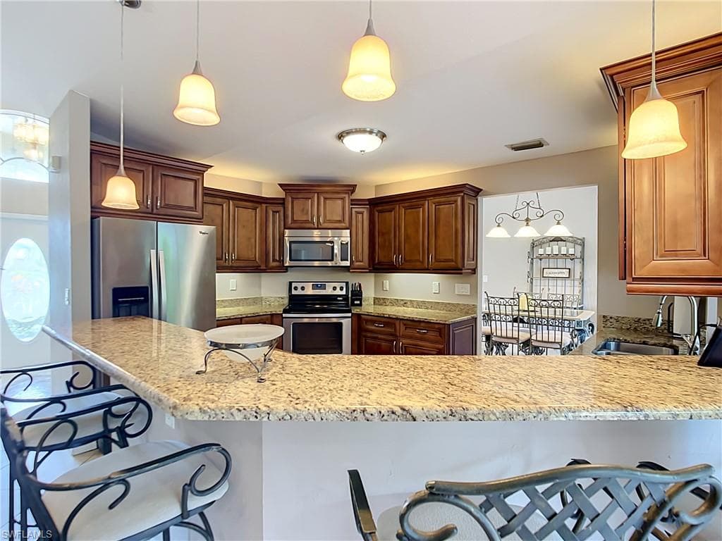 14401 Hampton Lake CT-13