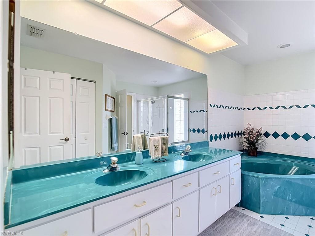 14401 Hampton Lake CT-28