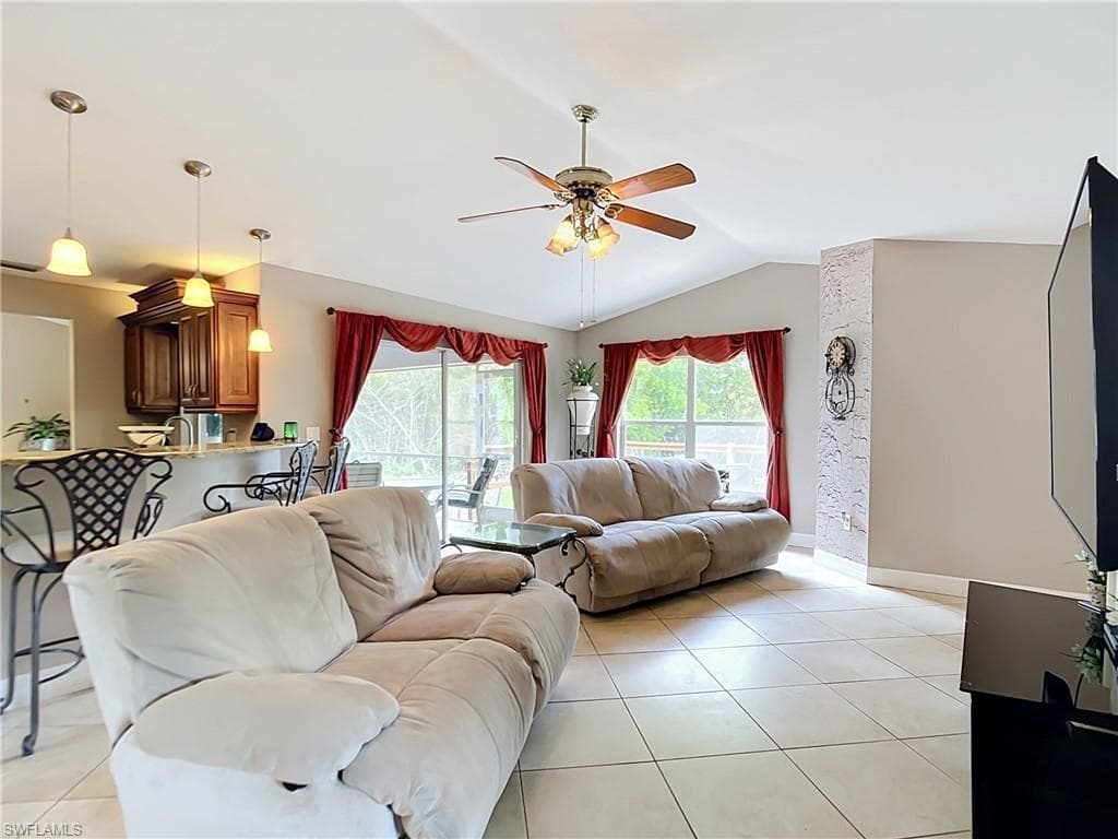 14401 Hampton Lake CT-15