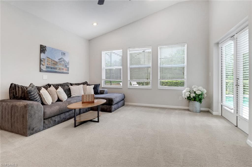 6773 Southern Oak CT-28