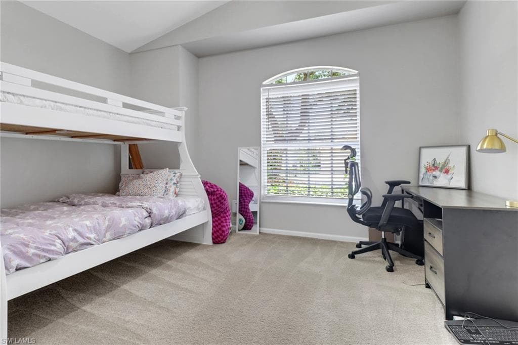 6773 Southern Oak CT-24