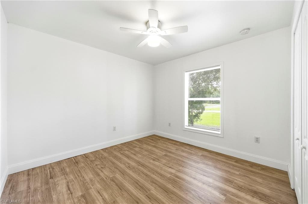 2406 E 23rd ST-15