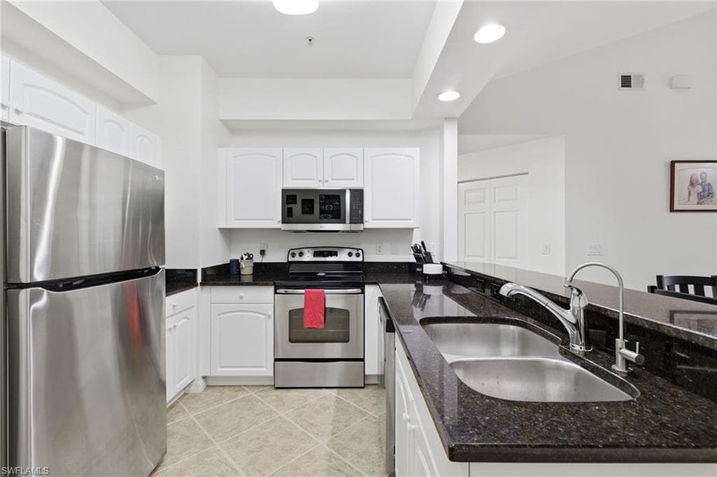 1108 Winding Pines CIR 201-9
