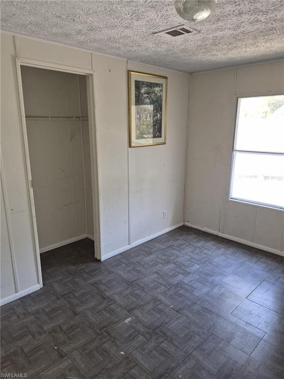 7616 Marx DR-9