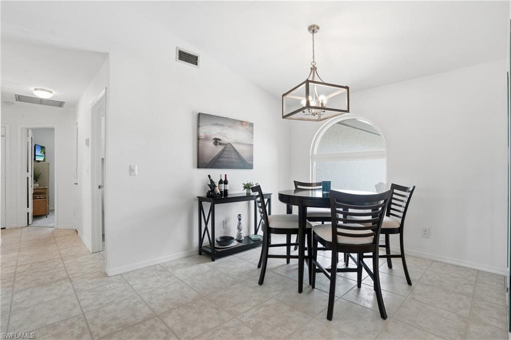 132 Bordeaux CIR-22