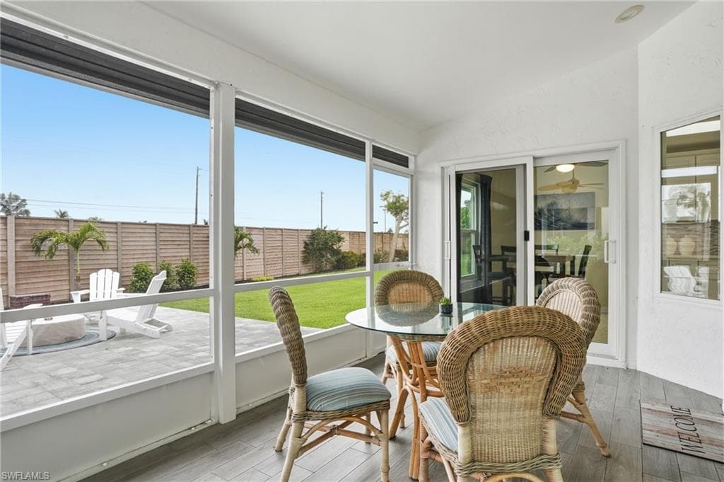 132 Bordeaux CIR-33