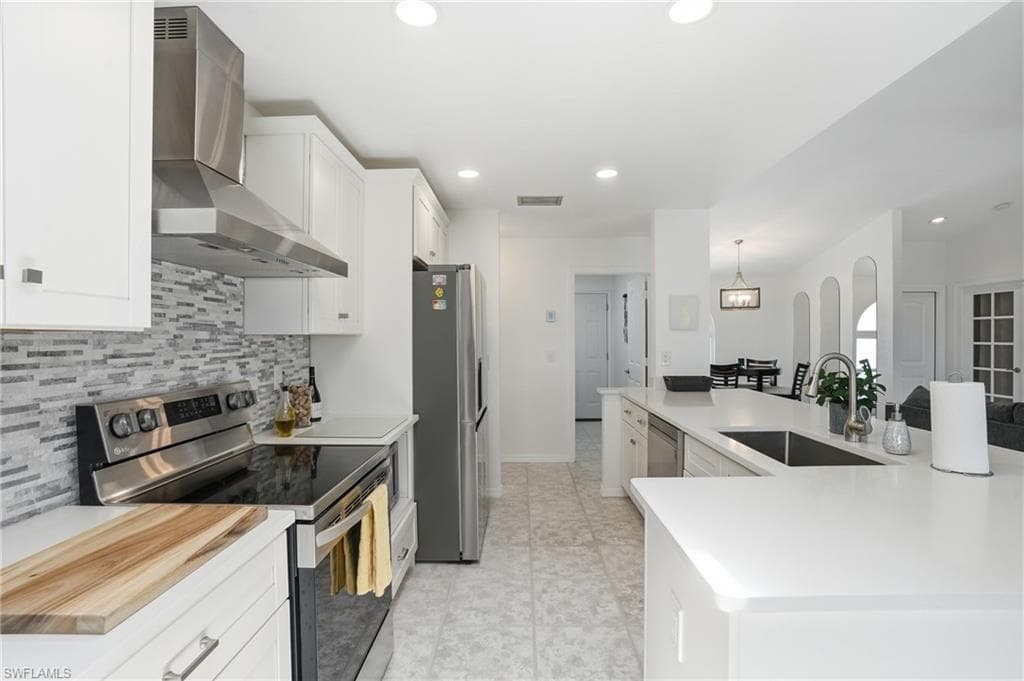 132 Bordeaux CIR-18