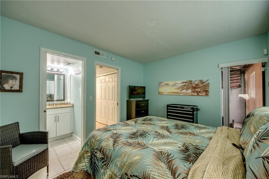 4904 Vincennes CT 108-24