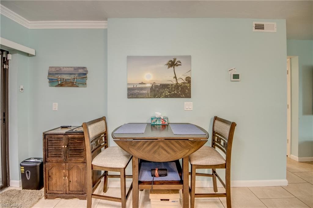 4904 Vincennes CT 108-11