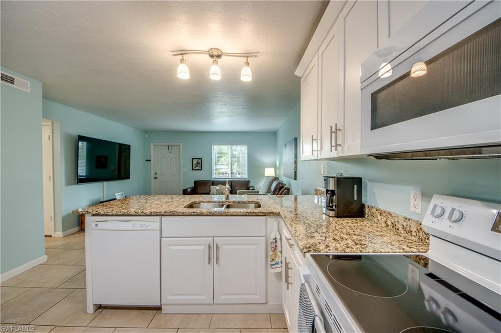 4904 Vincennes CT 108-19