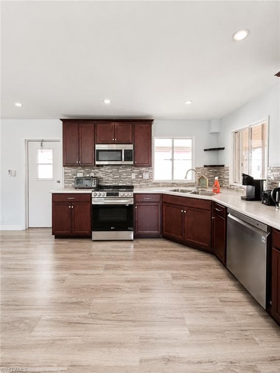 5510 Sir Walter WAY-9