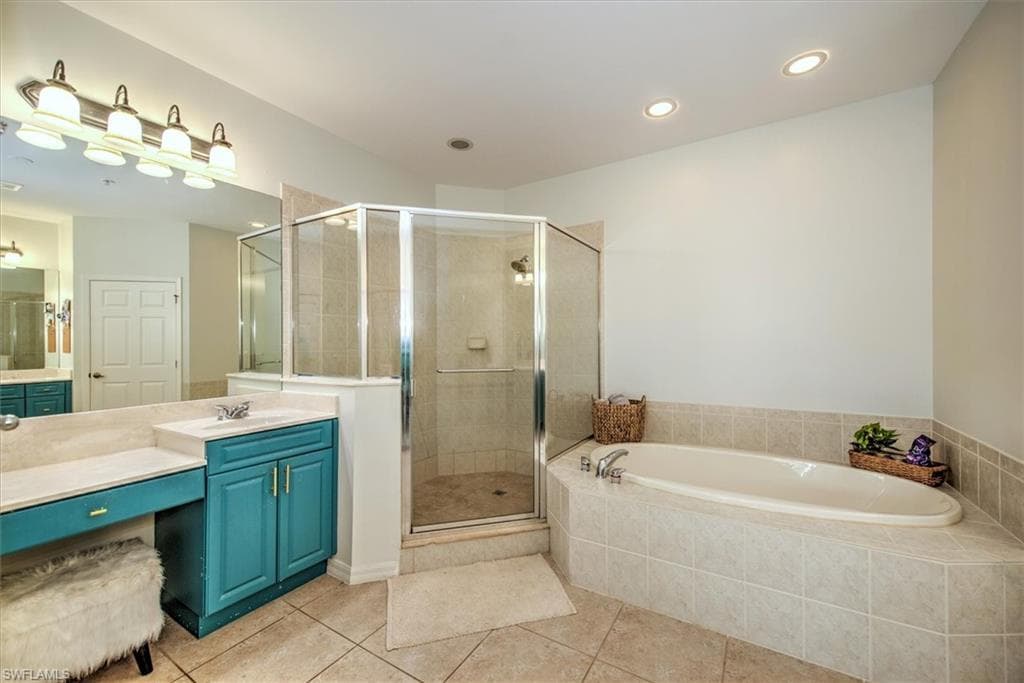 18910 Bay Woods Lake DR 203-20