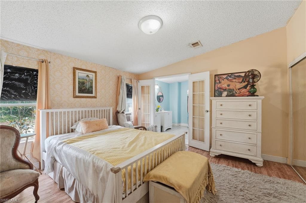 7962 Bartholomew DR-10