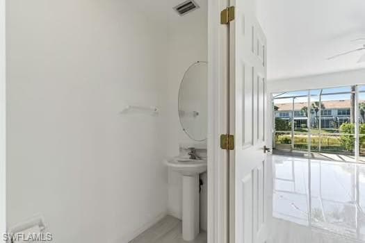827 Hampton CIR 146-11