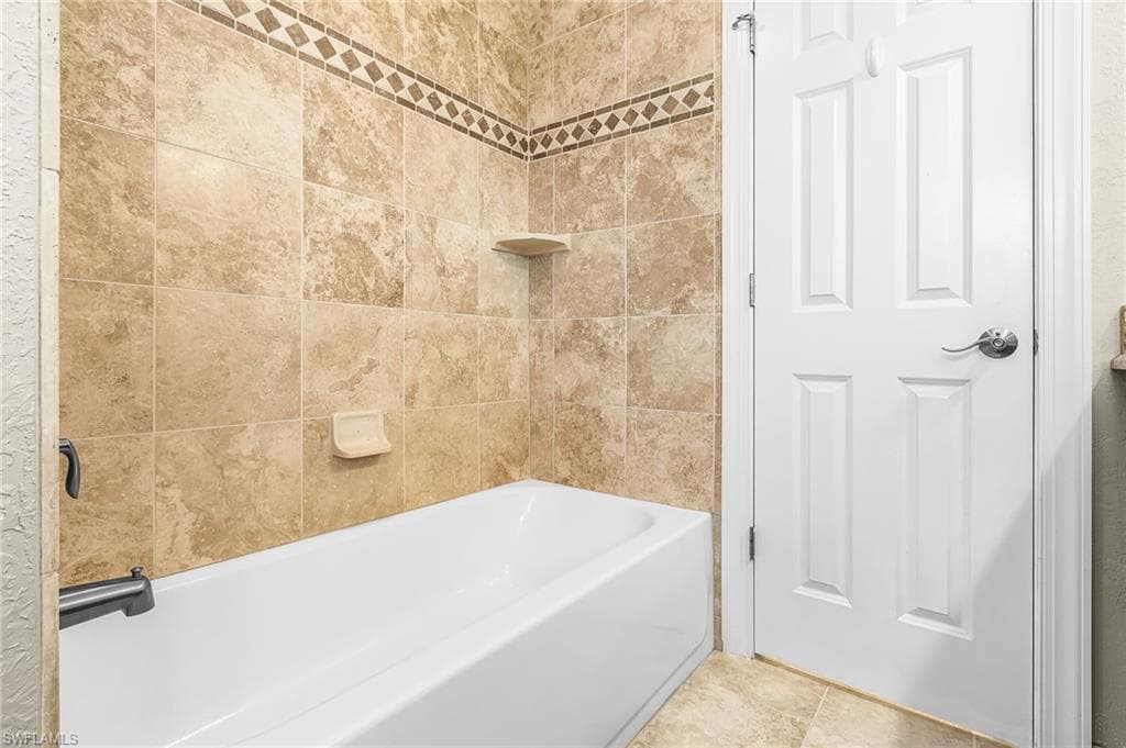 5985 Baker CT-17