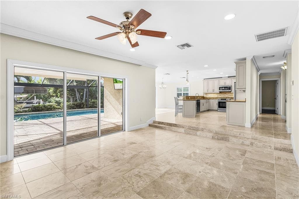 5985 Baker CT-8