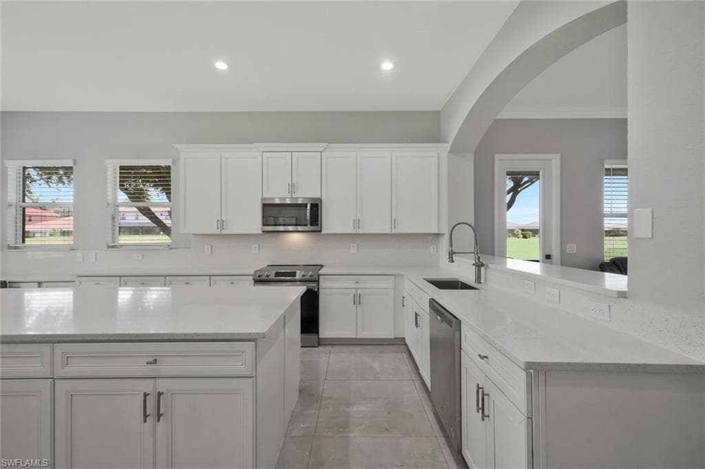 1711 Sarazen PL-11