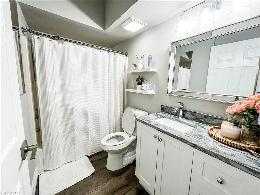 4985 sandra bay DR 203-12